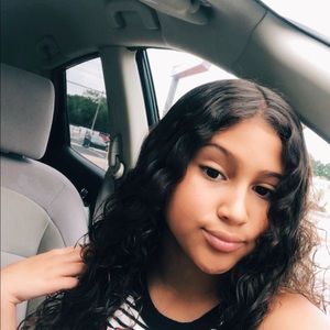 Meet your Posher, Samantha